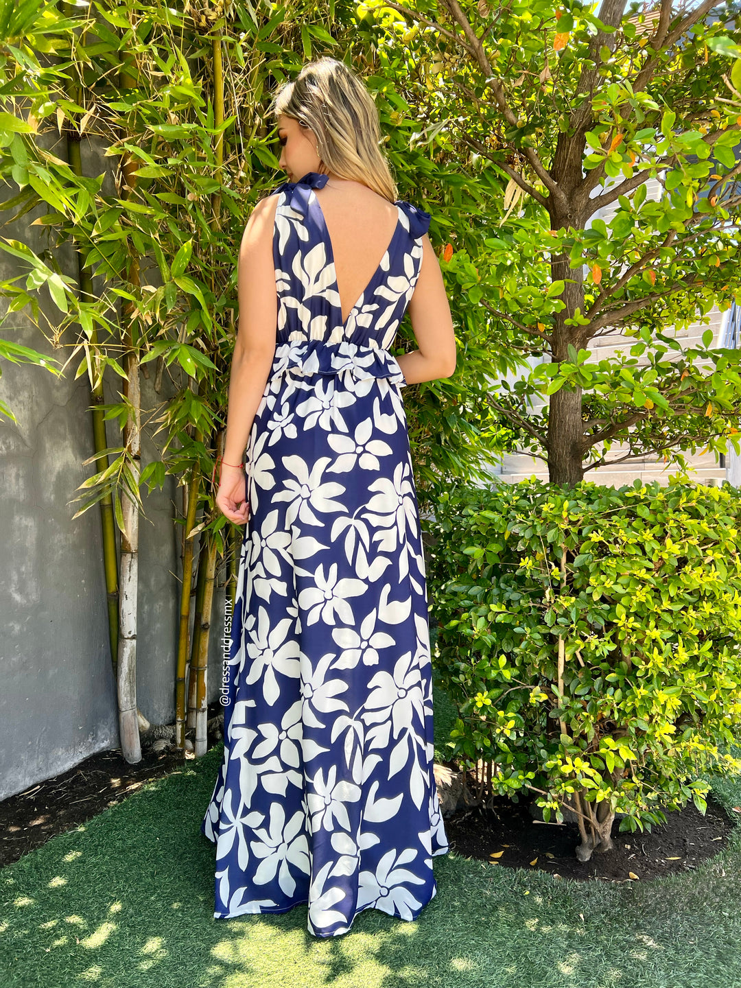Vestido navy hojas blancas