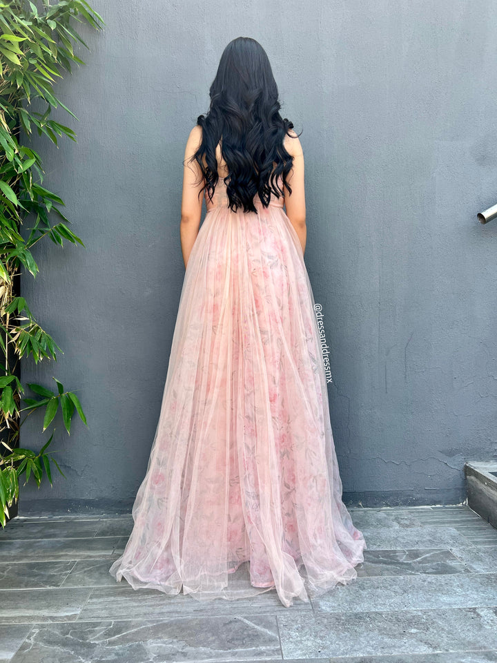 Vestido rosa tul flores