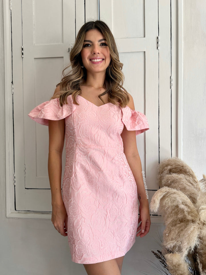 Vestido rosa manga caída