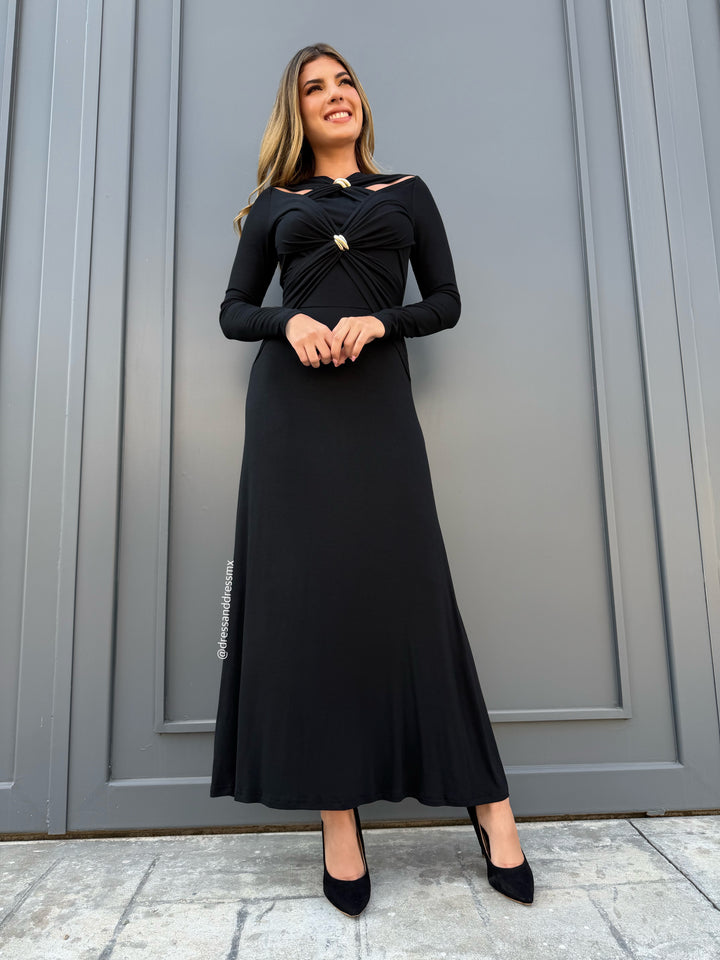 Vestido negro midi detalle argollas