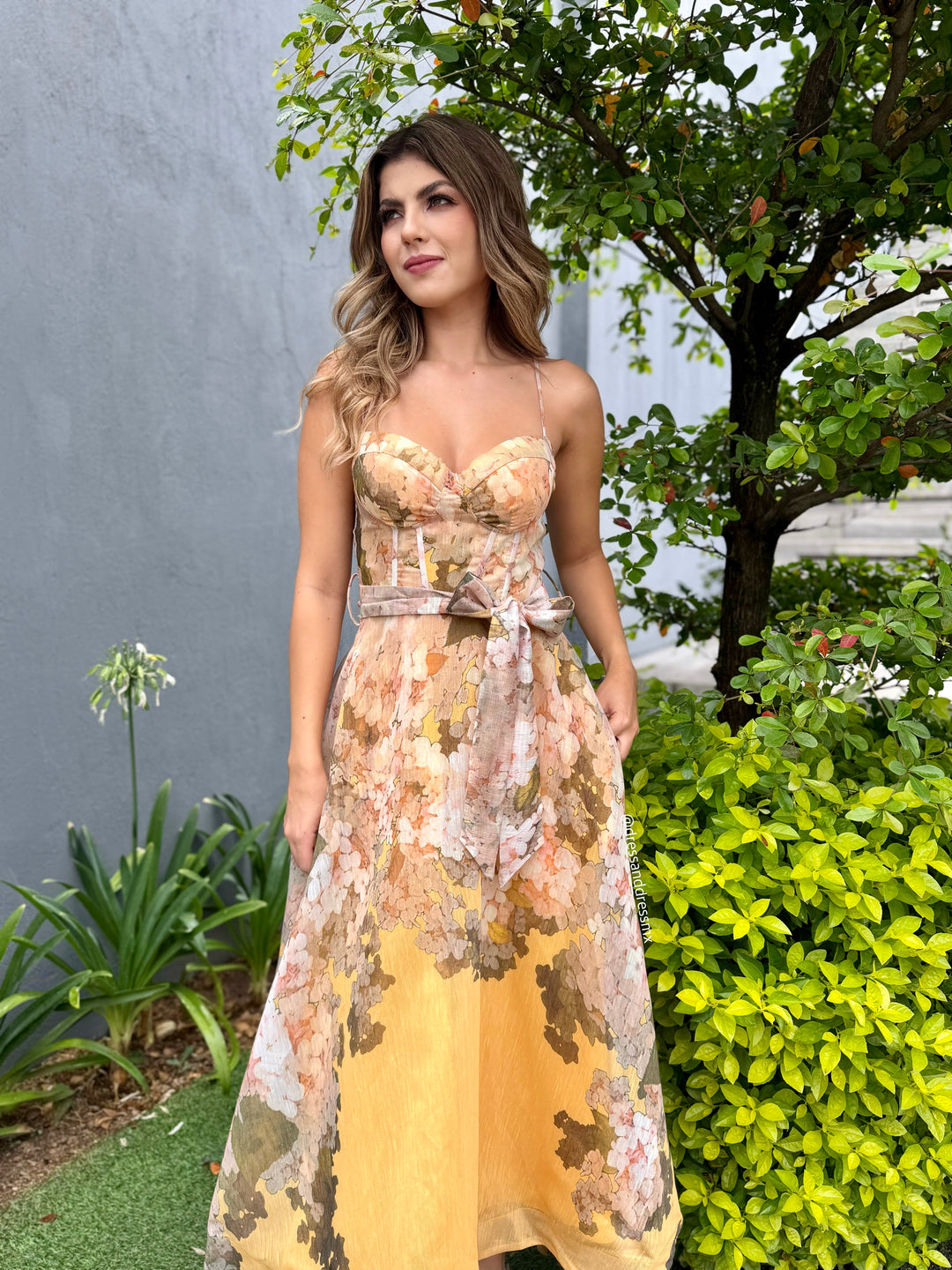 Vestido midi flores amarillo