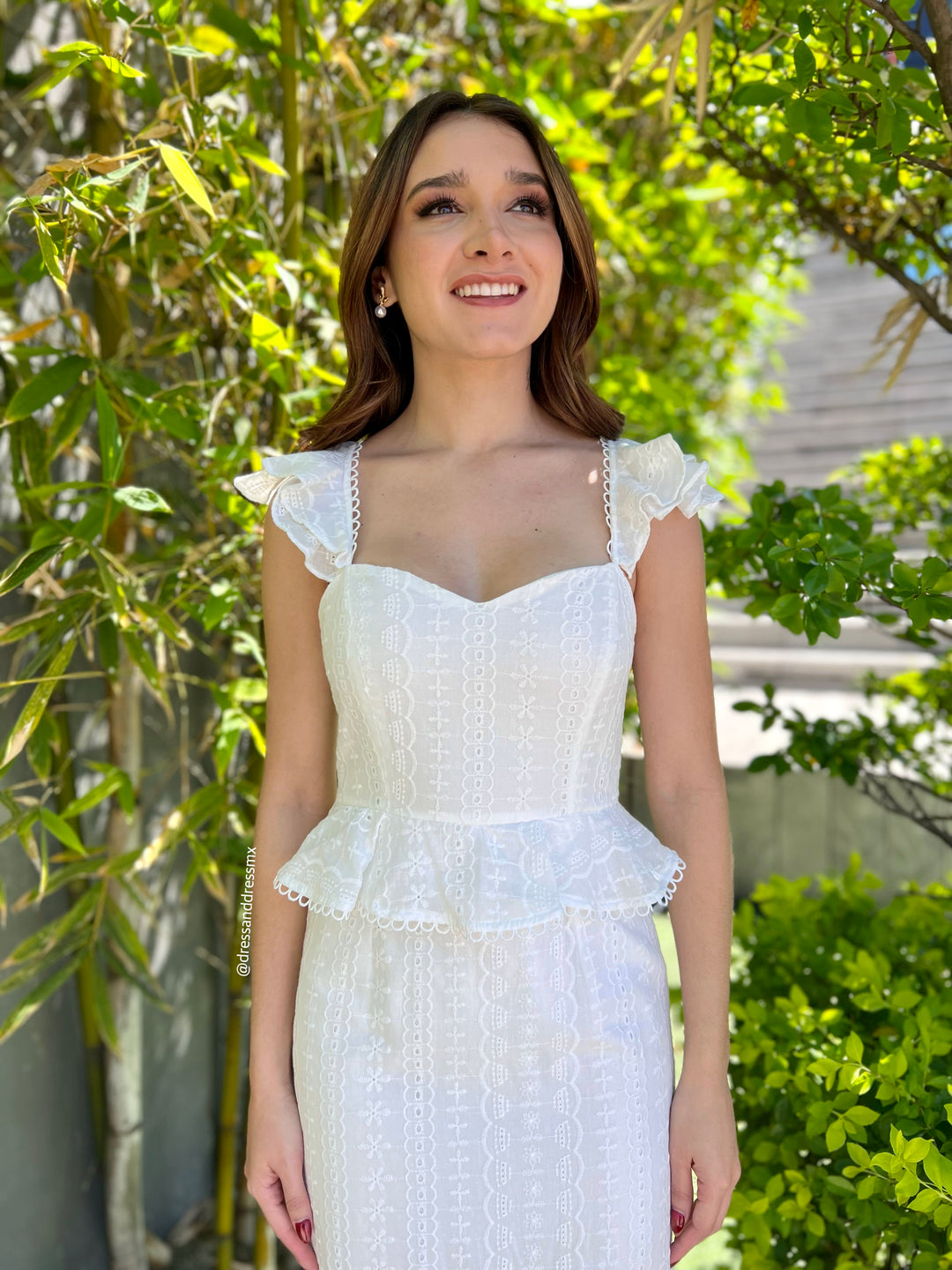 Vestido midi ivory peplum