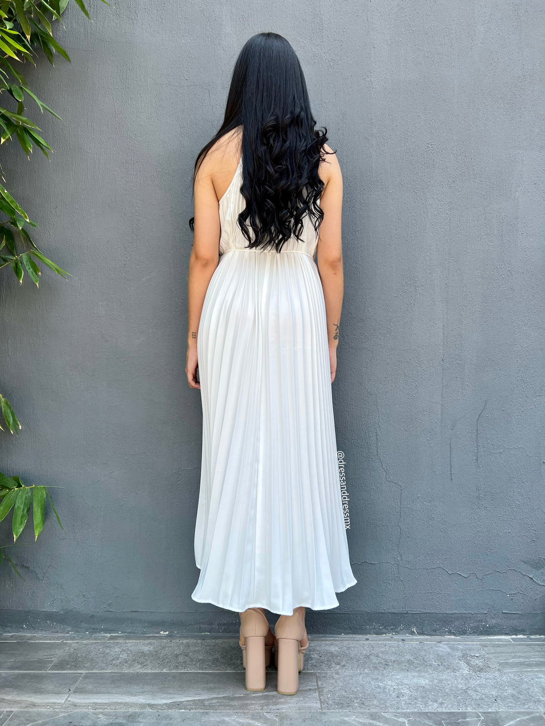 Vestido tableado blanco midi