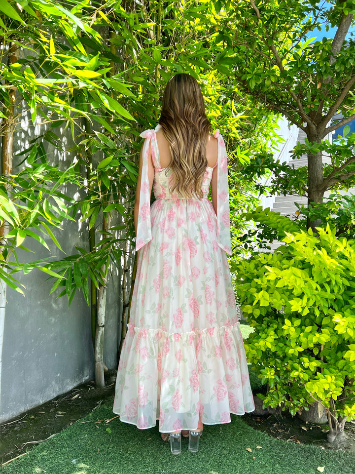 Vestido midi flores rosas