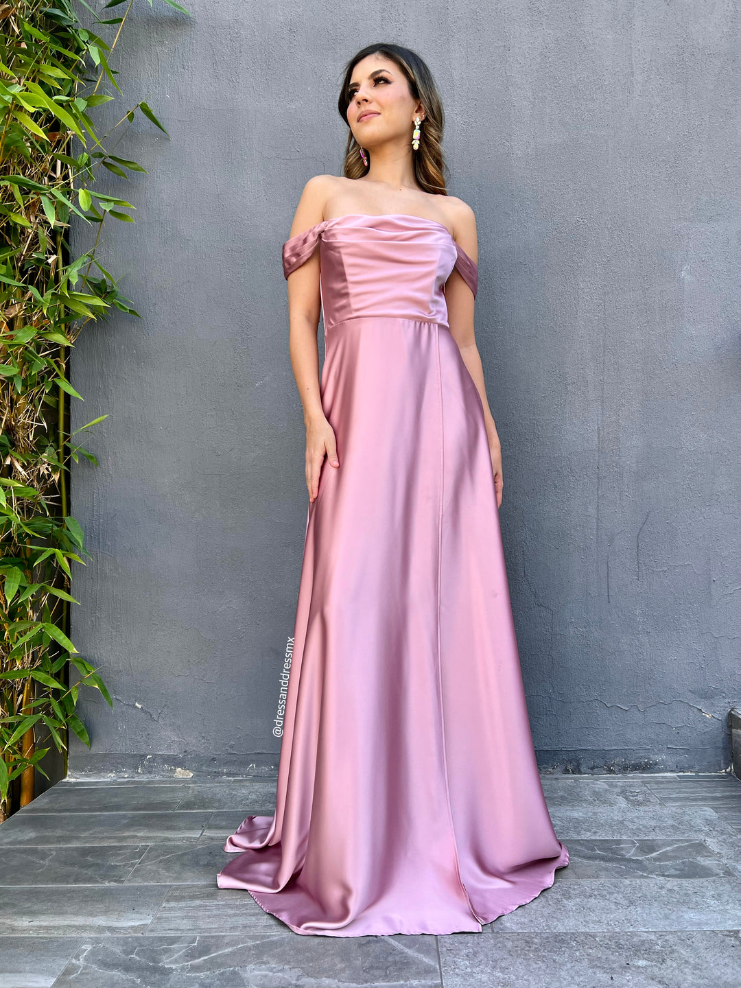 Vestido rosita satin offshoulder
