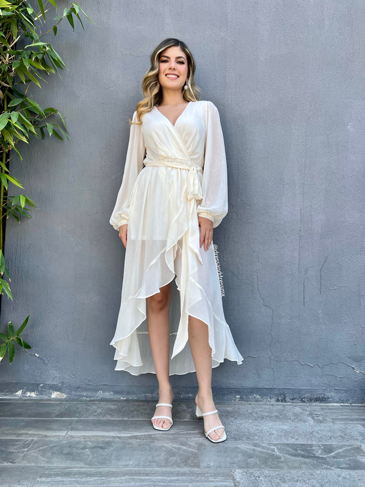 Vestido tipo envolvente crema