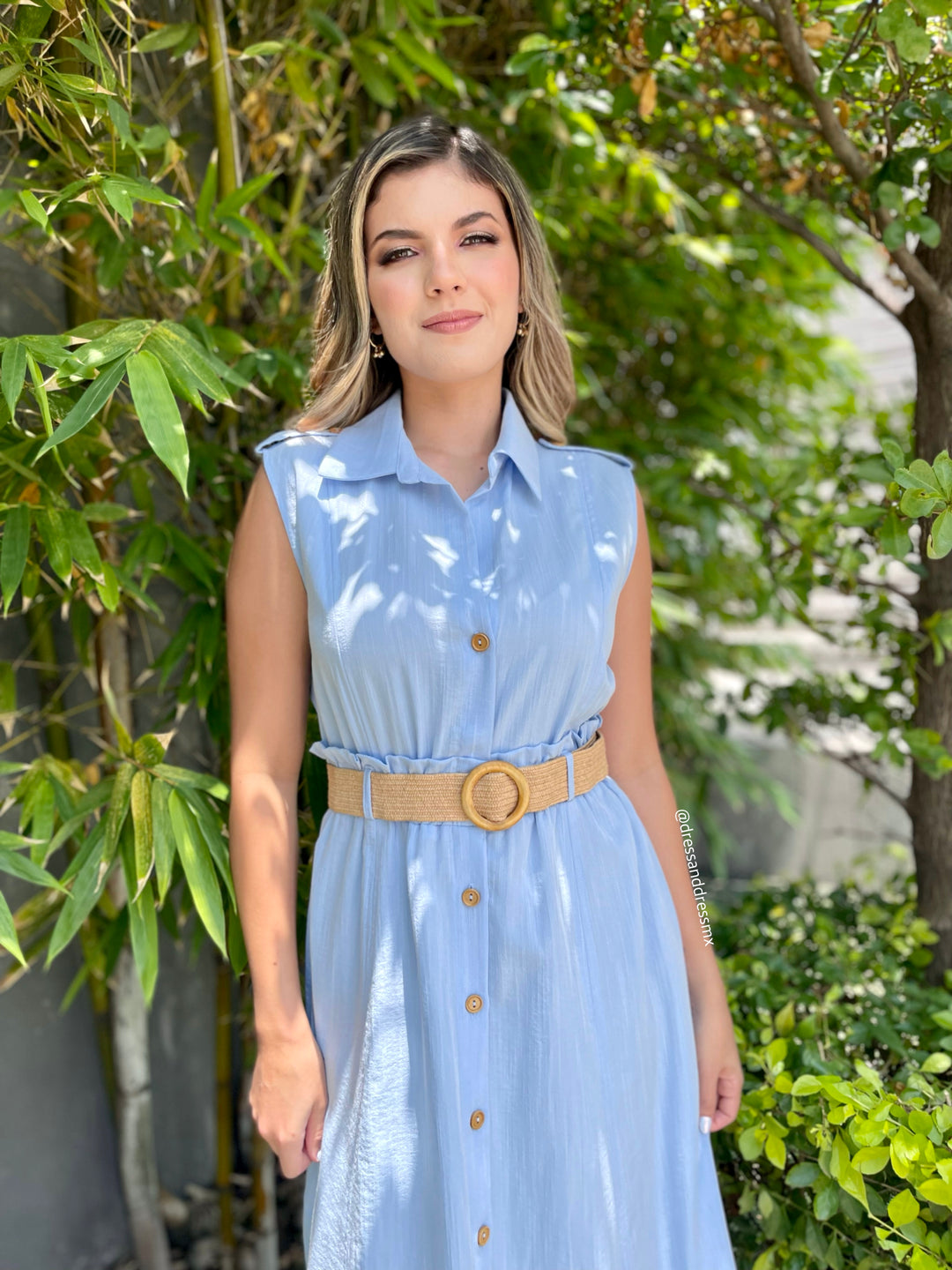 Vestido azulito cinto cafecito