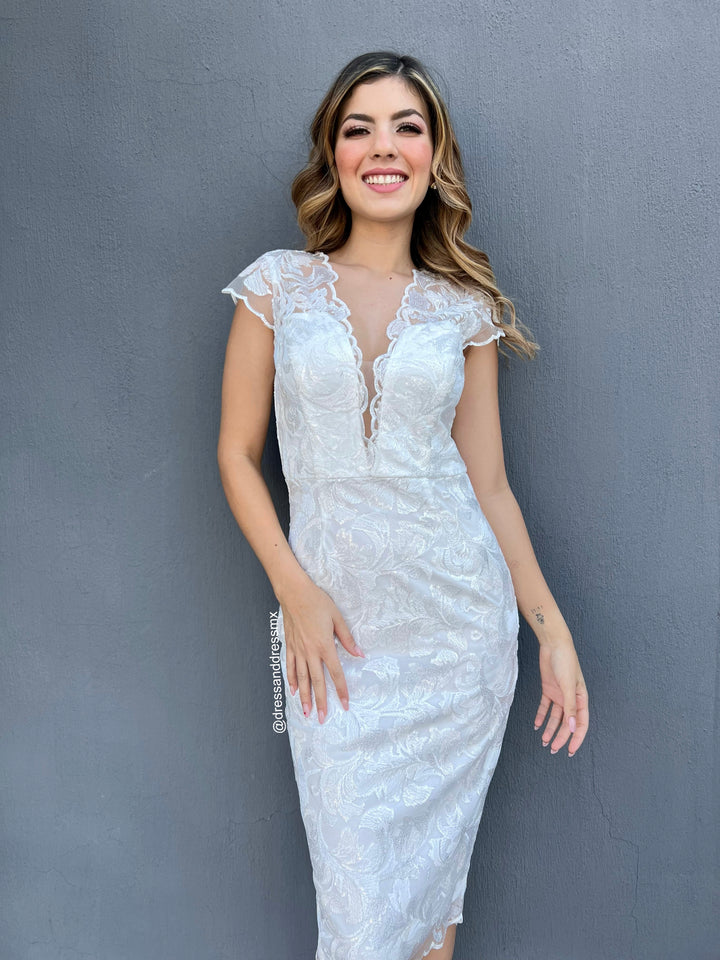 Vestido blanco escote V