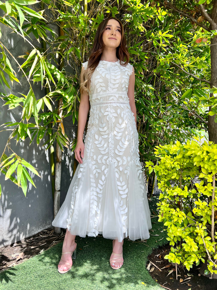Vestido ivory hojas