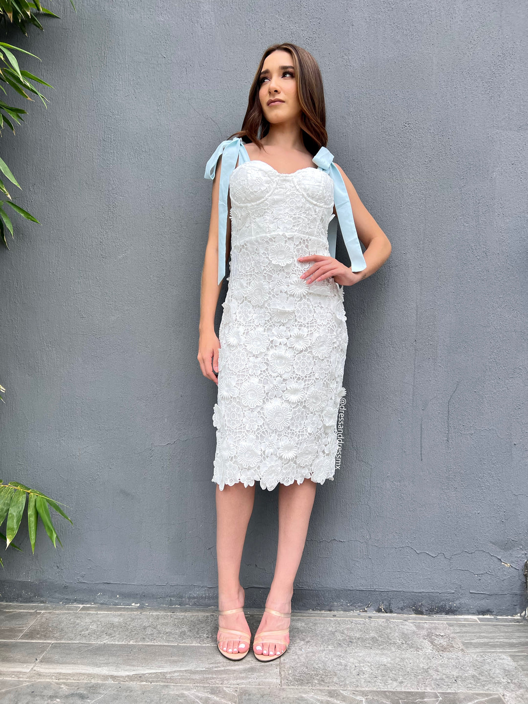 Vestido blanco listón azulito