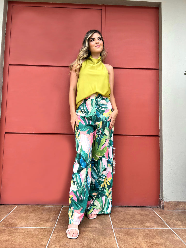 Pantalón estampado hojas