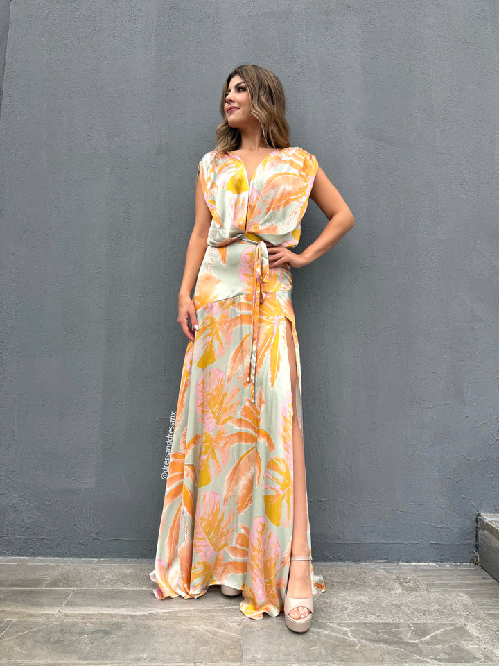 Vestido hojas naranja