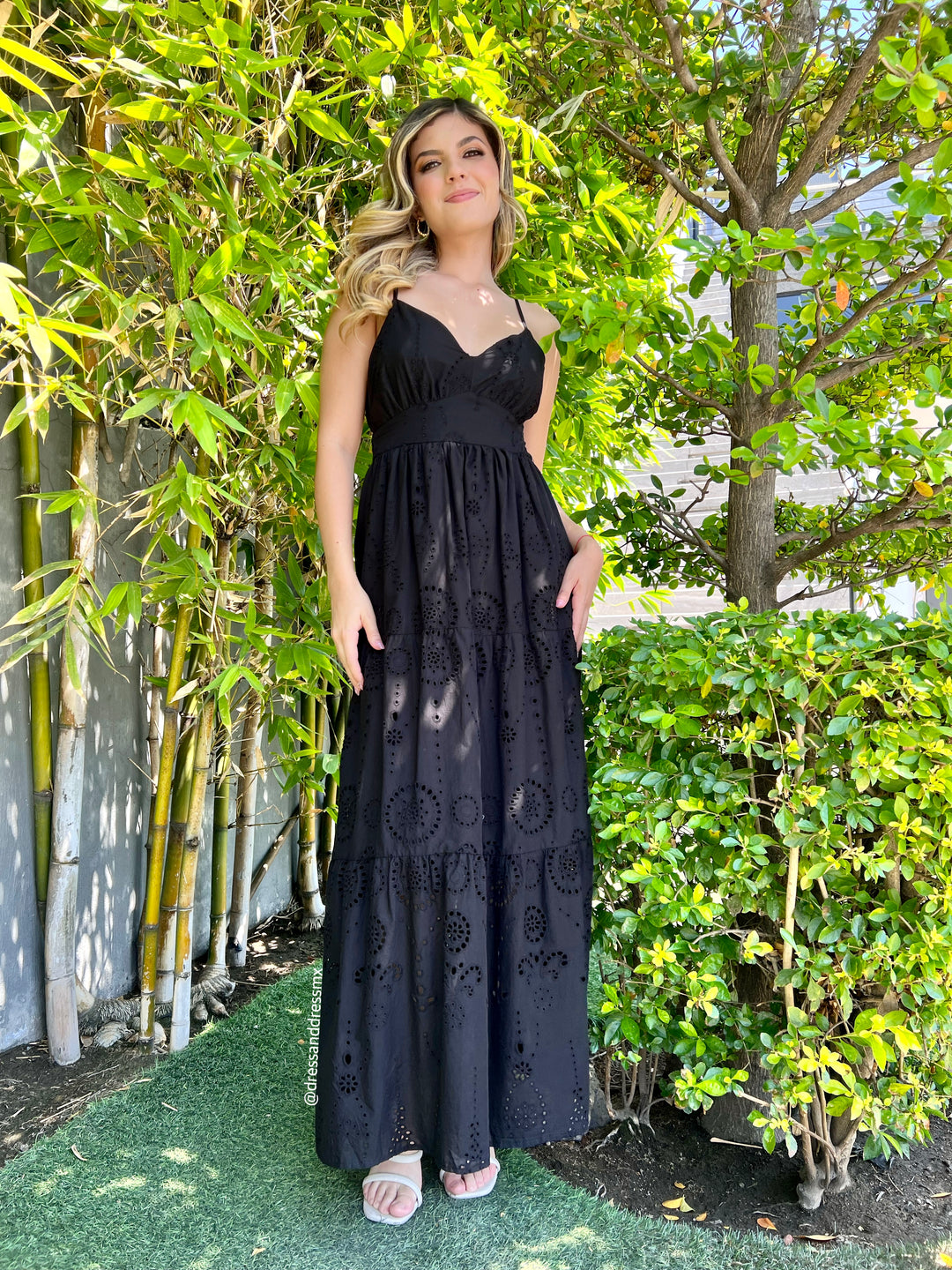 Vestido negro tirantes