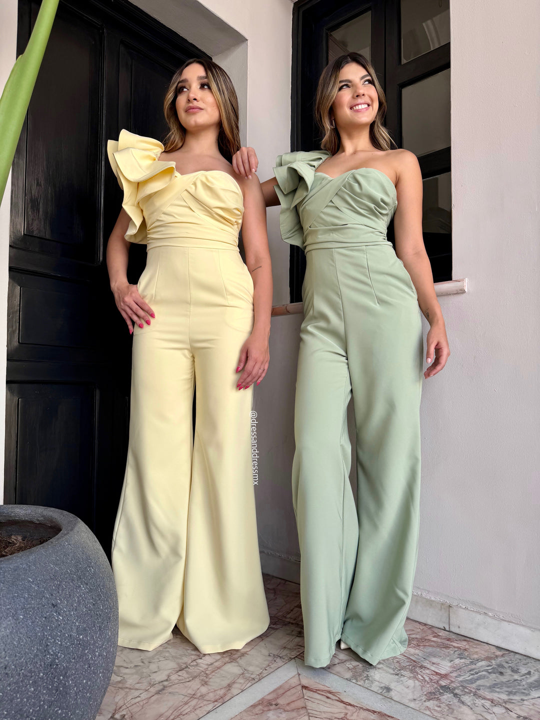 Palazzo rosa pastel escarolas