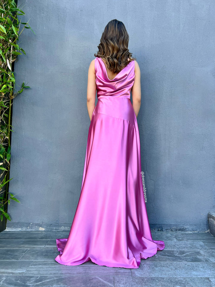 Vestido rosa tirante satin