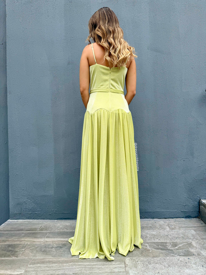 Vestido verde brillos