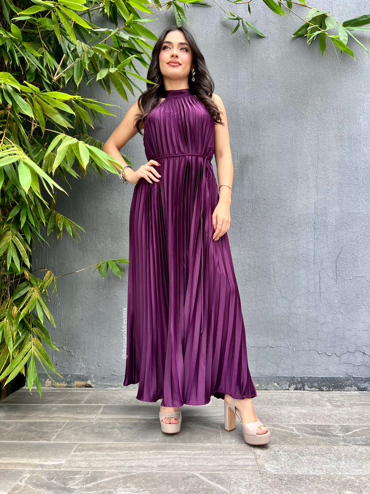 Vestido midi tableado morado
