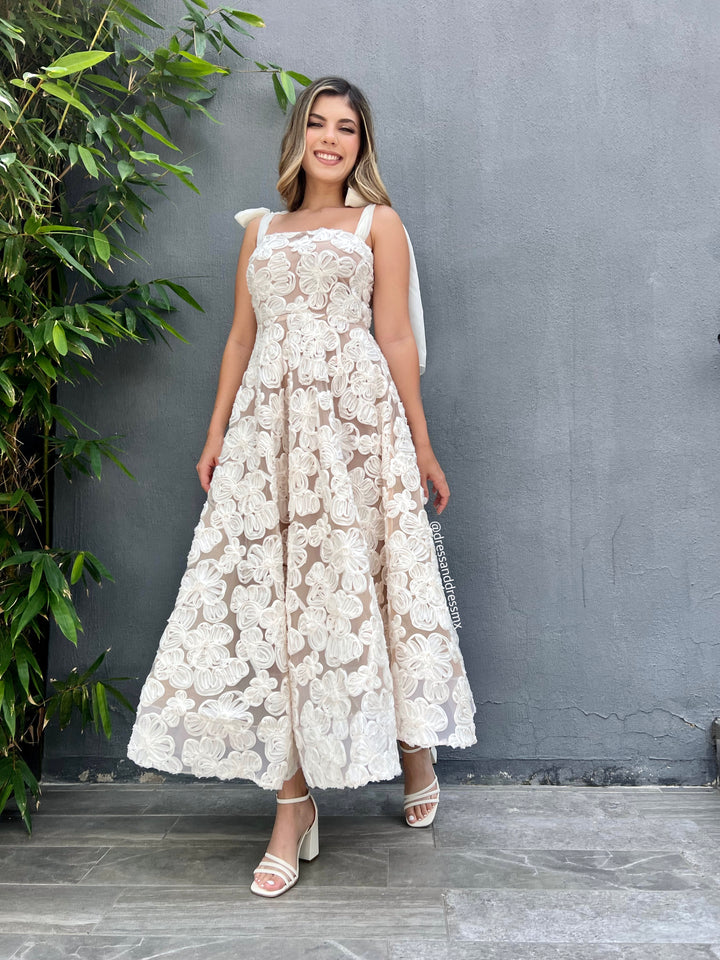 Vestido ivory midi linea A