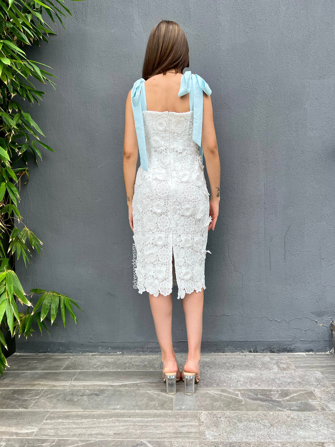 Vestido blanco listón azulito