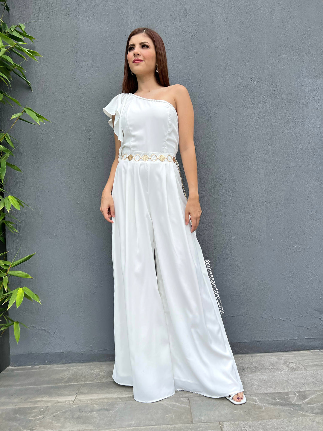 Dress in white best sale