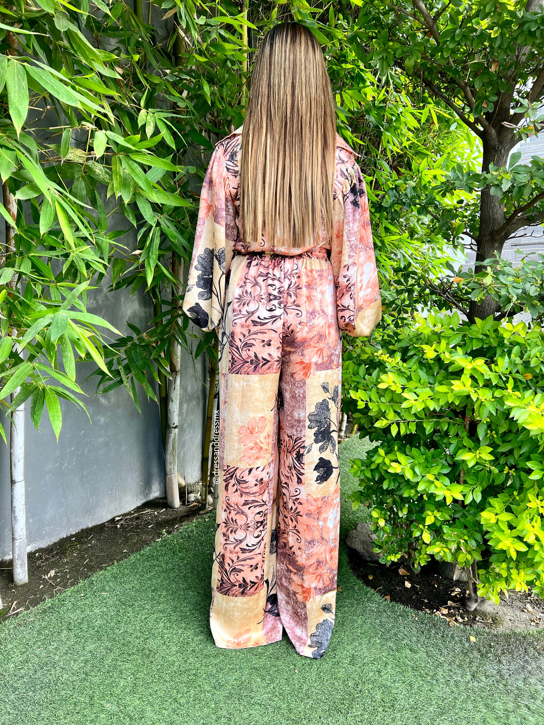 Set estampado flores/hojas