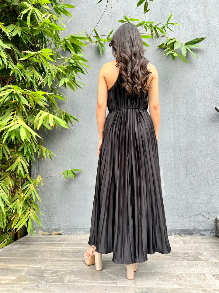 Vestido midi tableado negro