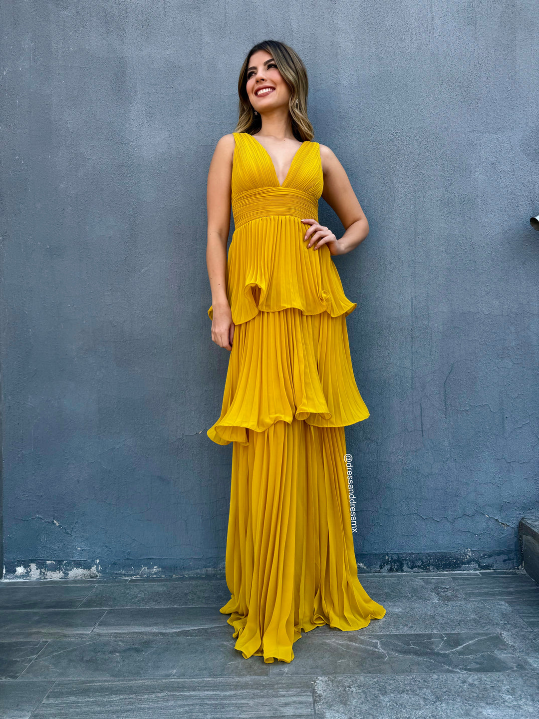 Vestido amarillo tableado Olanes