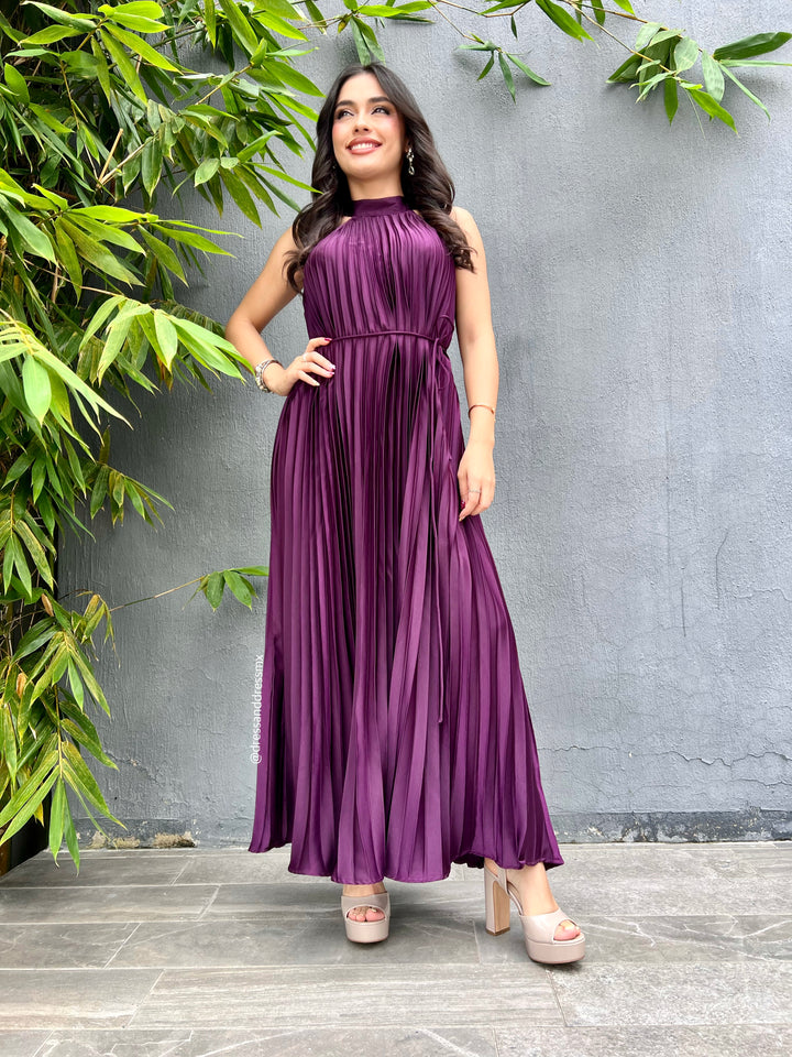Vestido midi tableado morado