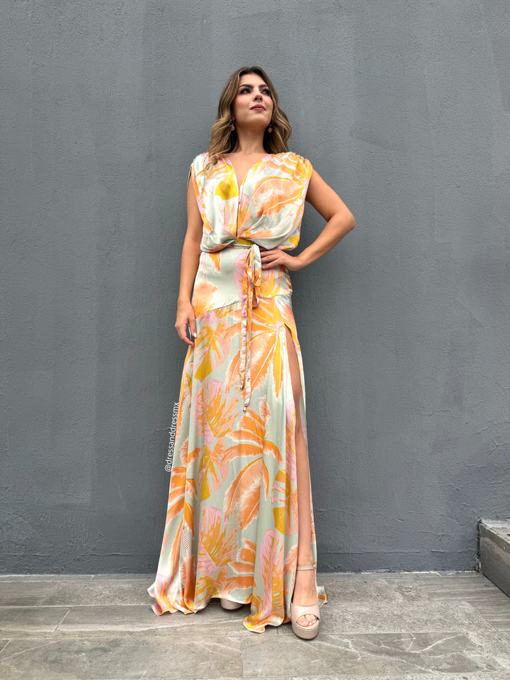 Vestido hojas naranja