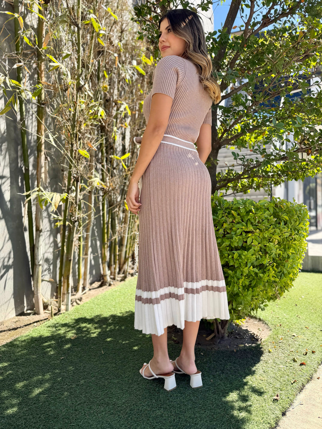 Vestido cafecito punto midi