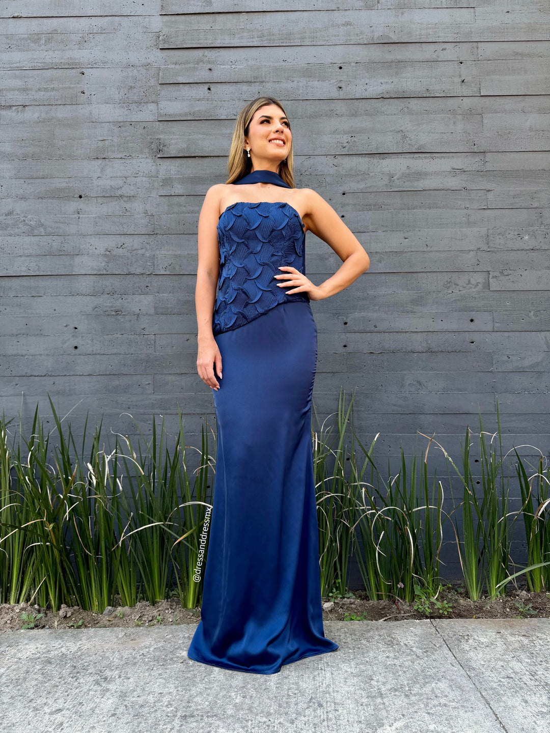 Vestido navy satin
