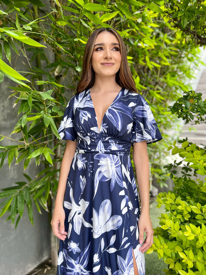 Maxivestido azul marino flores
