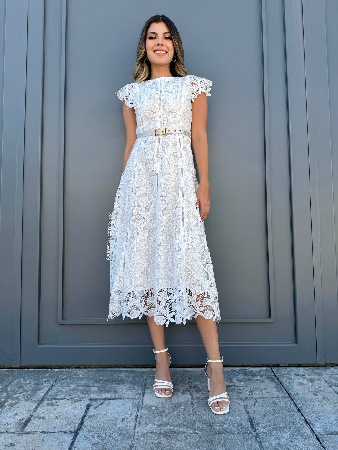Vestido midi ivory cinto