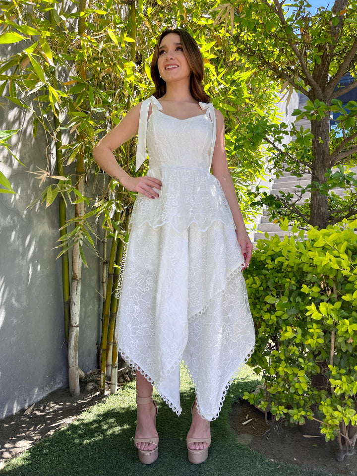 Vestido ivory midi asimetrico