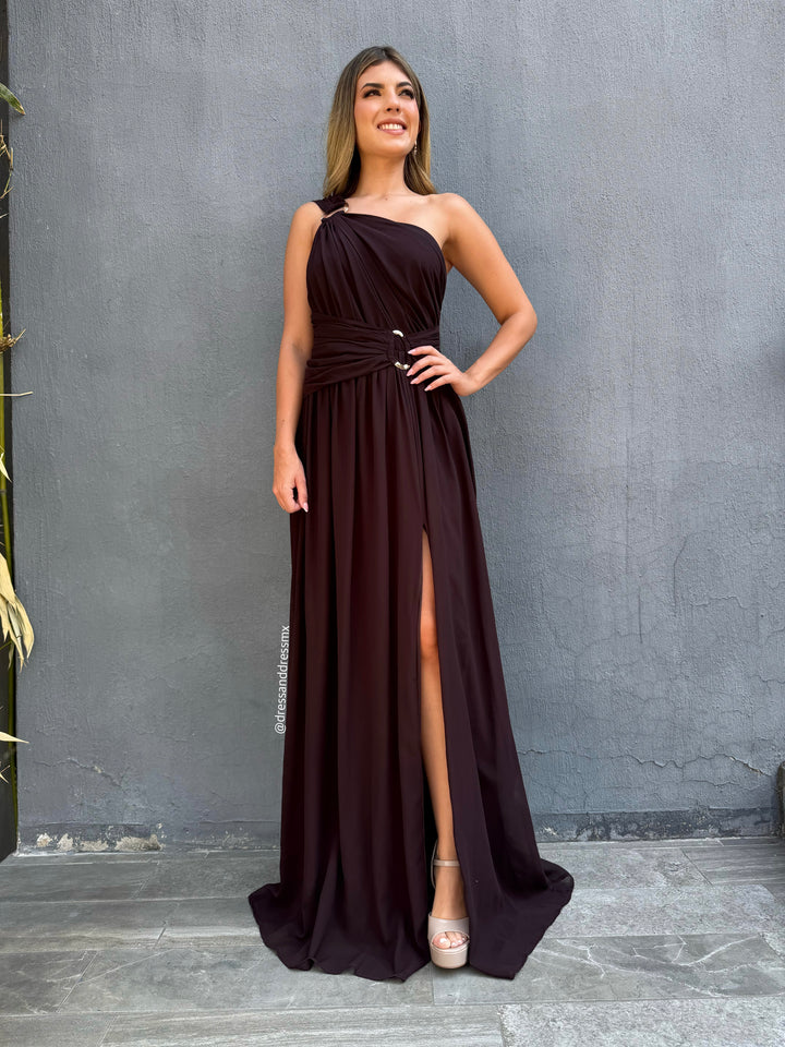 Vestido café obscuro argollas