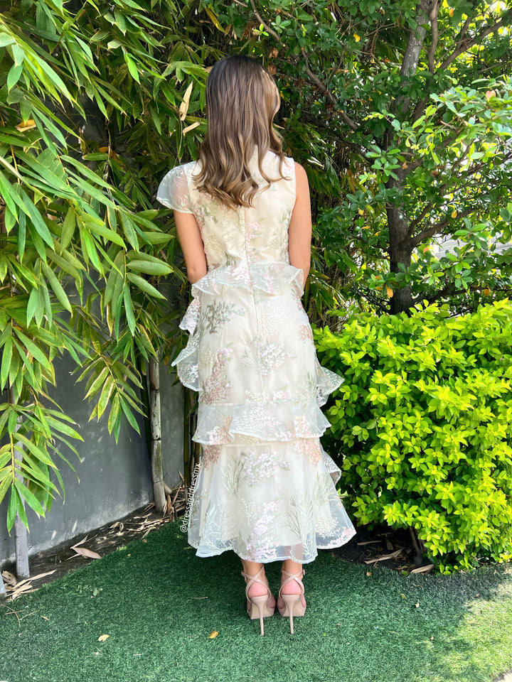 Vestido midi ivory bordado