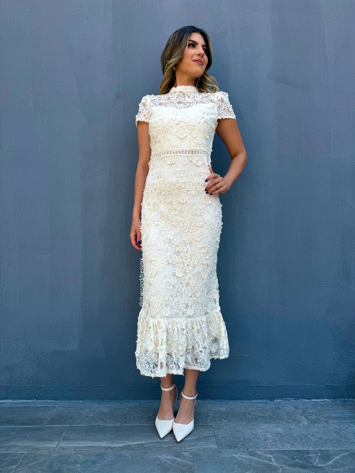 Vestido midi crema