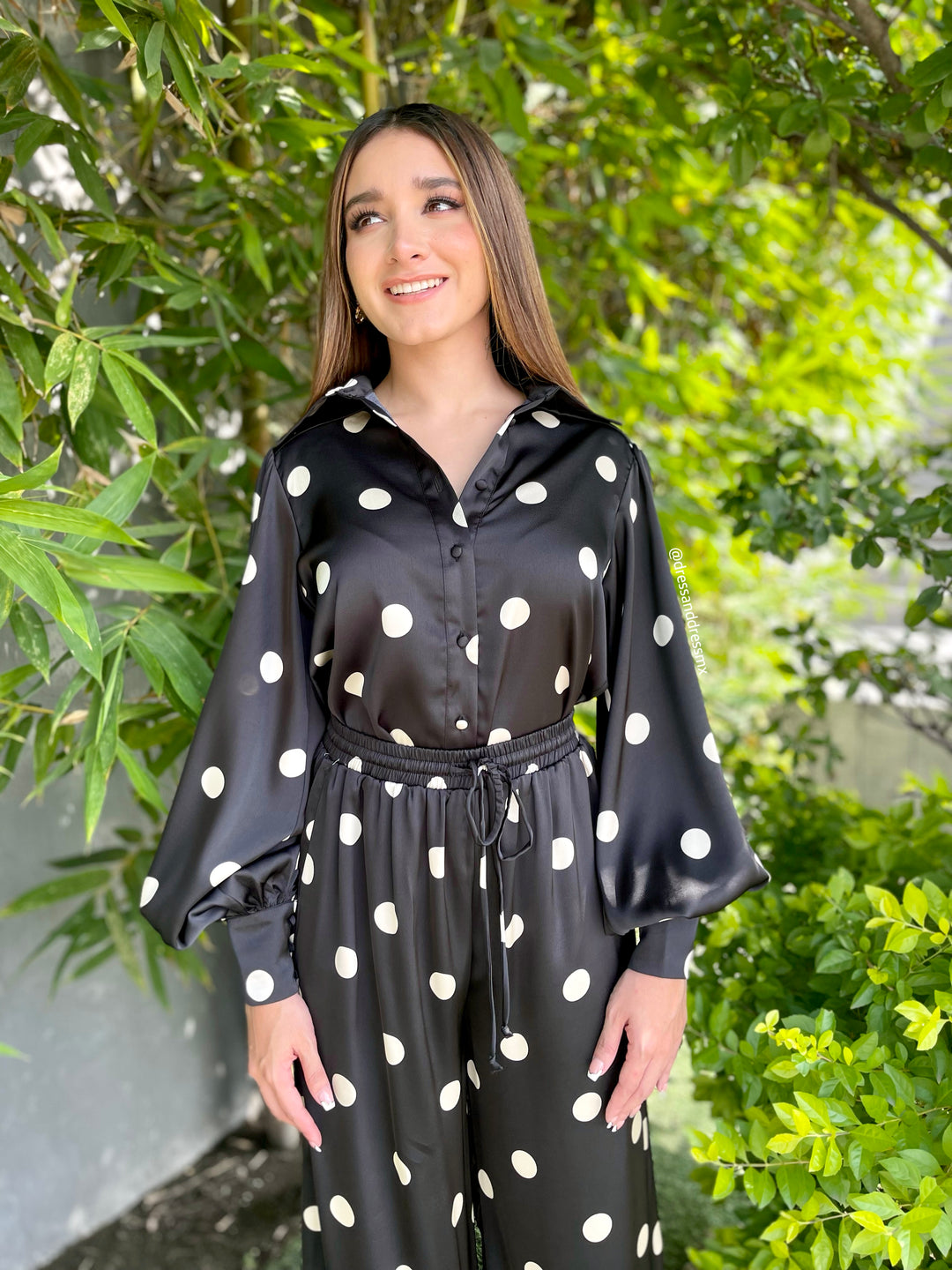Set negro puntos blancos