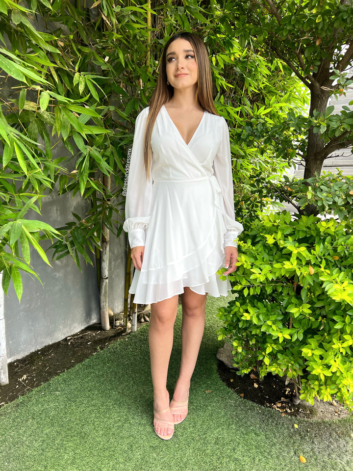 Vestido blanco envolvente