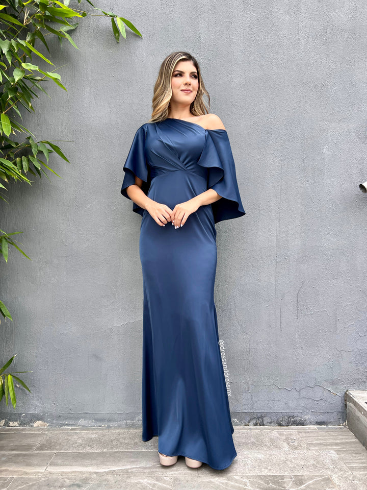 Vestido azul marino capa
