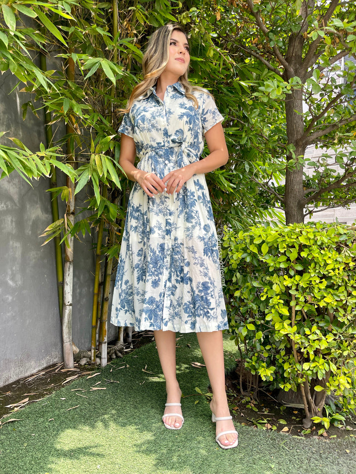 Vestido camisero flores azulitas midi