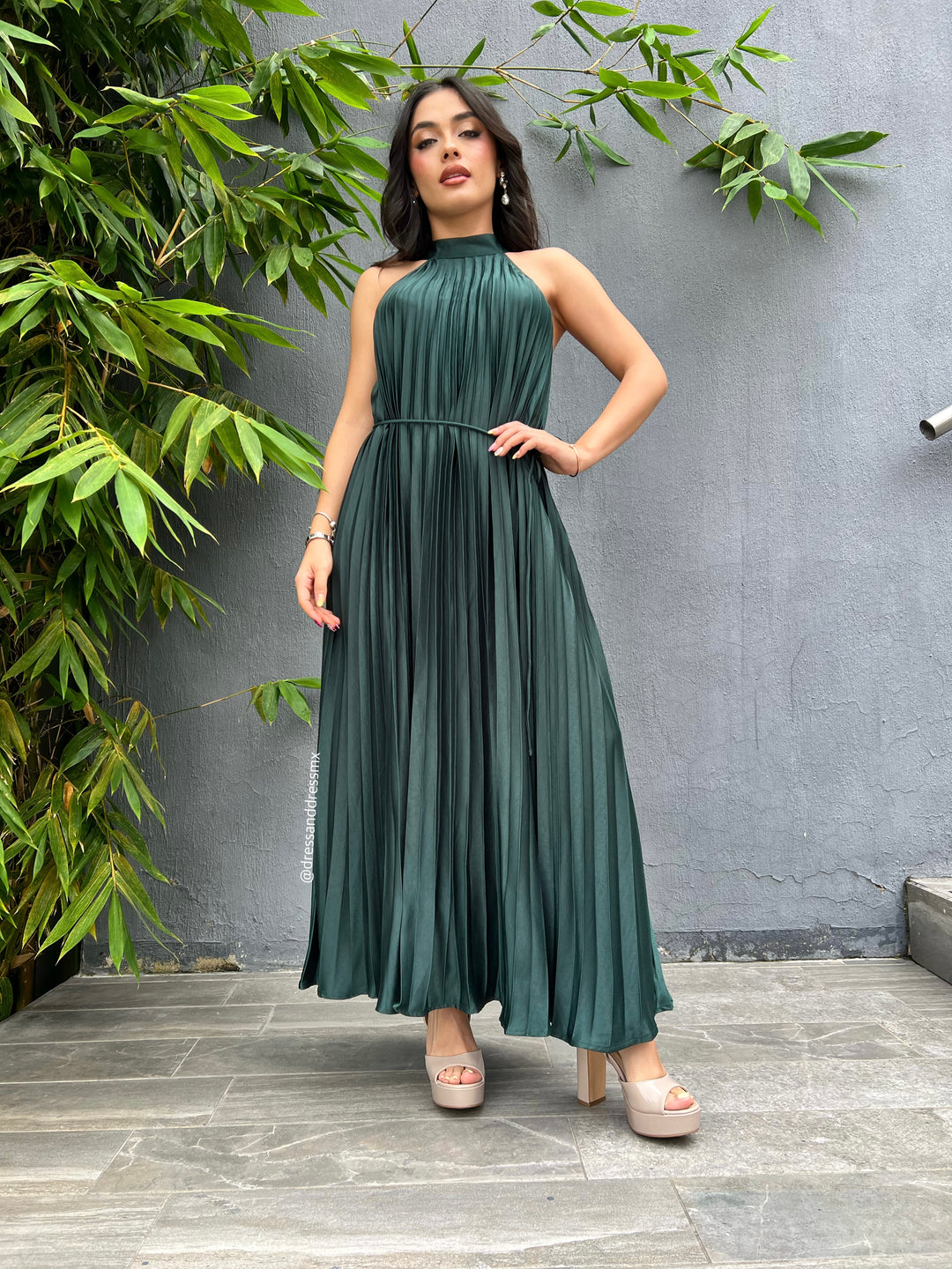 Vestido midi tableado verde