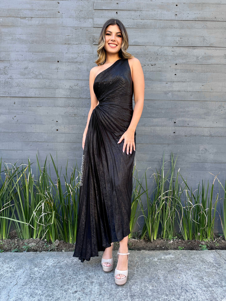 Vestido tableado cut out