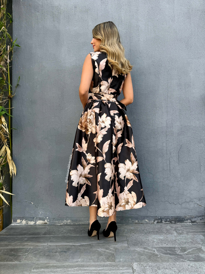 Vestido midi negro flores