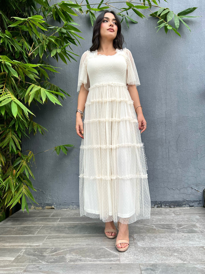Vestido tul polkadot crema