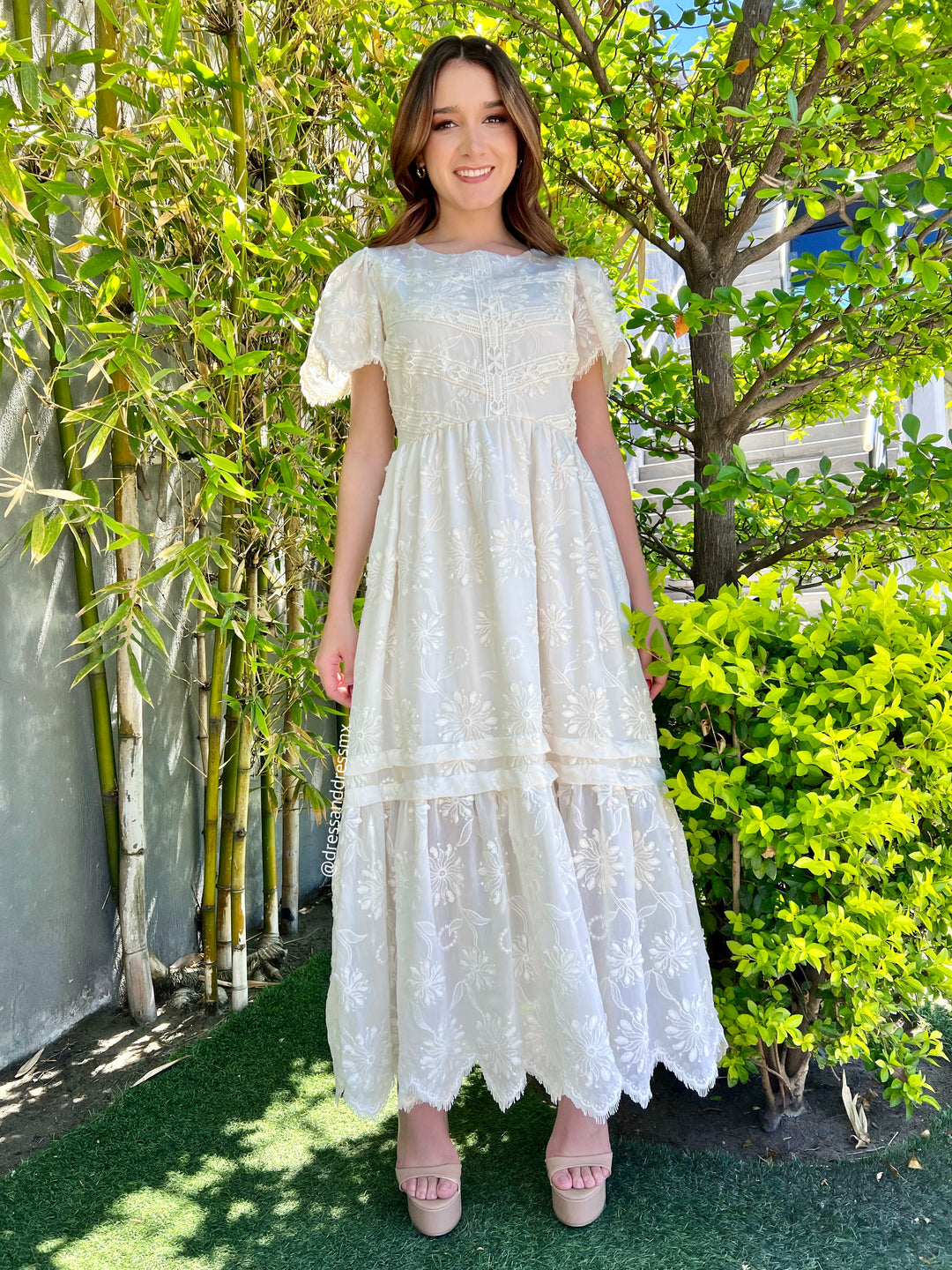 Vestido ivory manguita midi