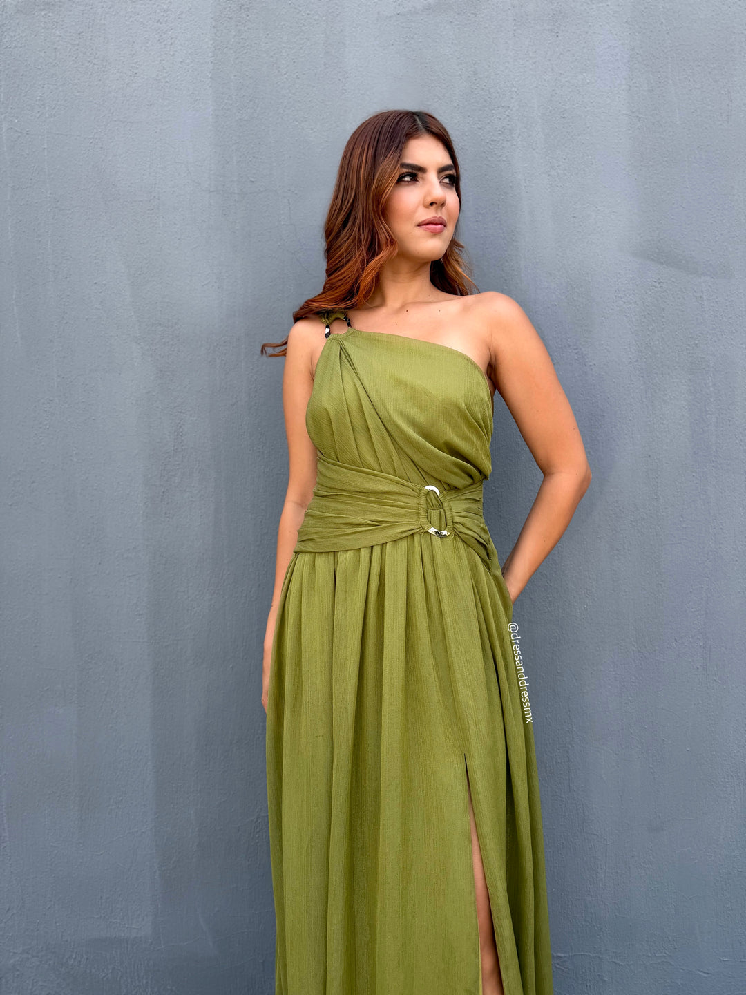 Vestido verde un tirante