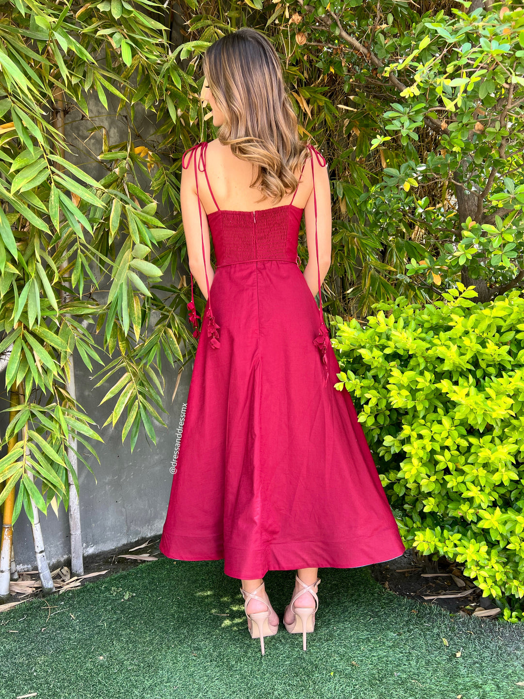 Vestido midi tinto