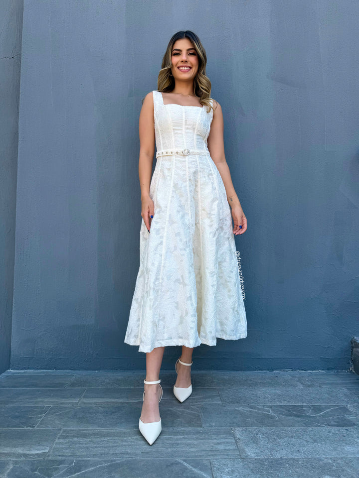 Vestido midi línea A cinto