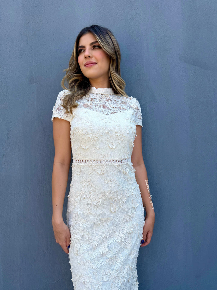 Vestido midi crema